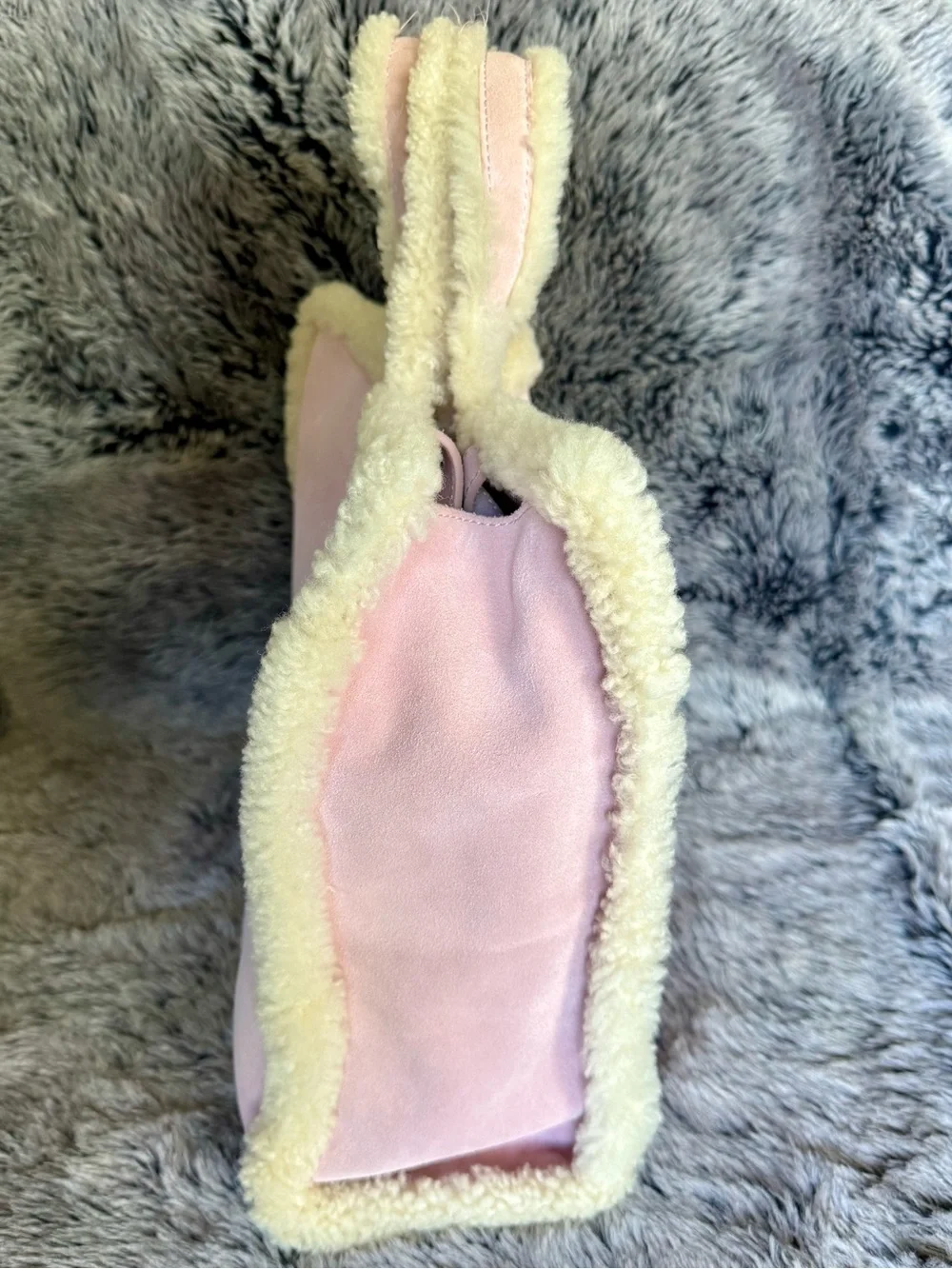 Telfar ugg medium